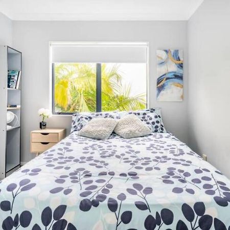Double Room With Shared Bathroom Окленд Экстерьер фото