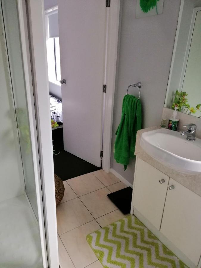 Double Room With Shared Bathroom Окленд Экстерьер фото