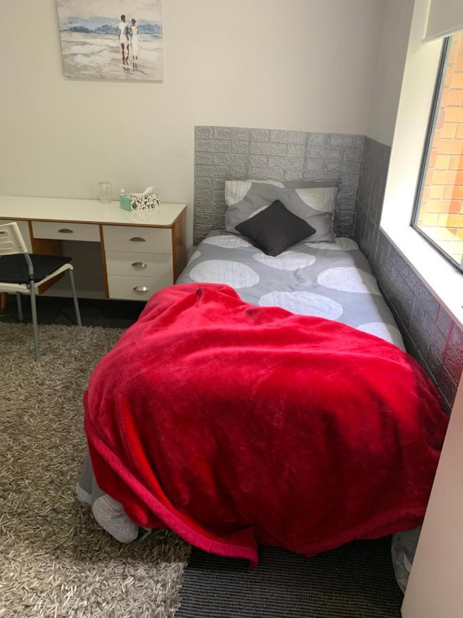Double Room With Shared Bathroom Окленд Экстерьер фото