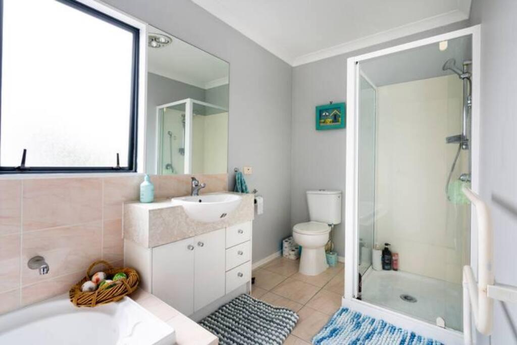 Double Room With Shared Bathroom Окленд Экстерьер фото