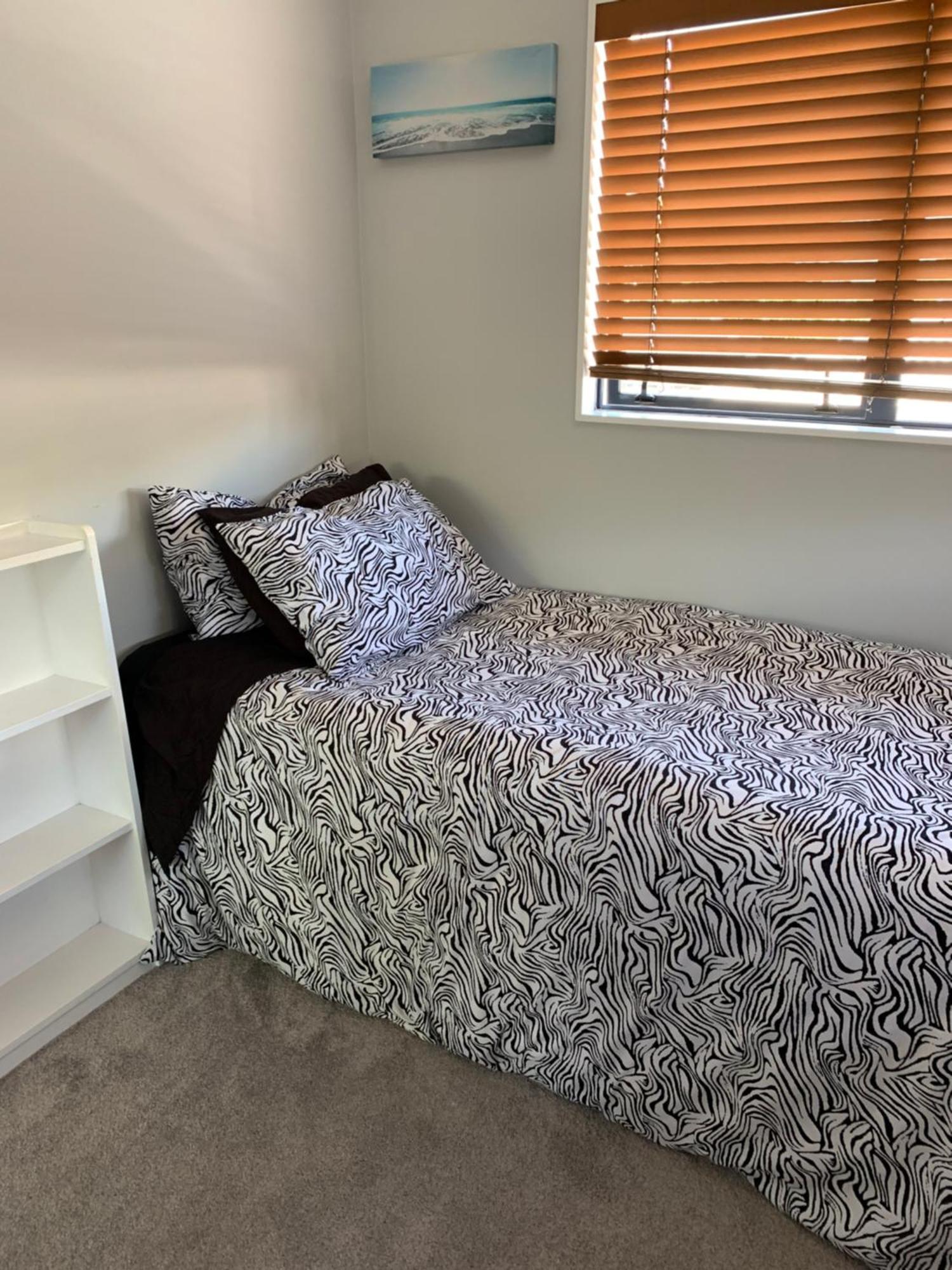 Double Room With Shared Bathroom Окленд Экстерьер фото